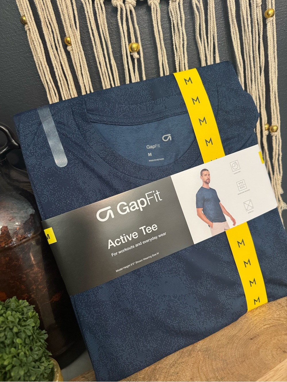 GAP GapFit Active Tee in Navy with Subtle print. Moisture wicking.